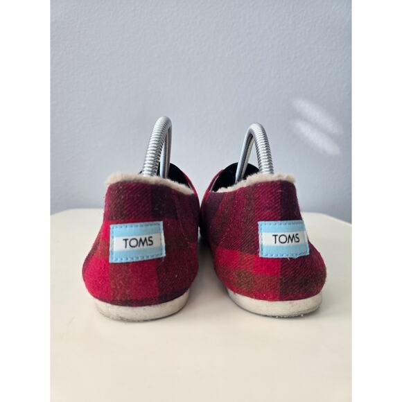 TOMS Plaid Red Fleece Lined Slip On Shoes Women’s 10 CloudBound Cozy Flats - Picture 4 of 8